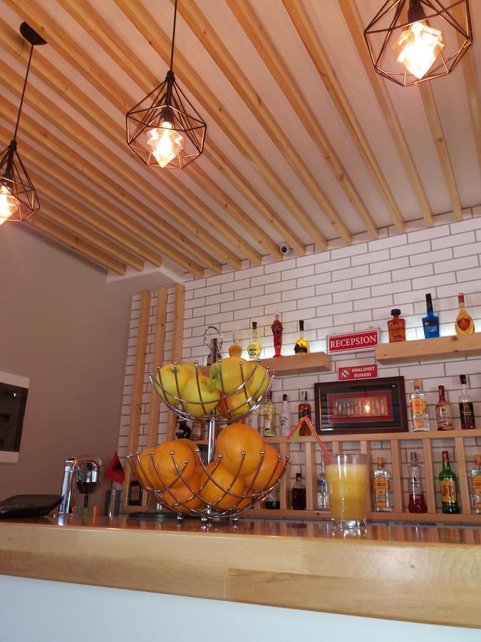 Hotel Erandi Rinas Buitenkant foto