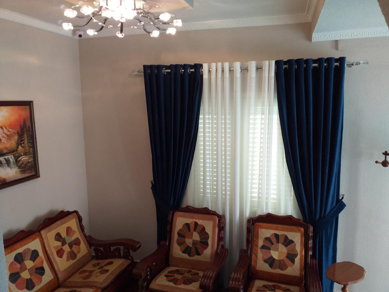 Hotel Erandi Rinas Buitenkant foto